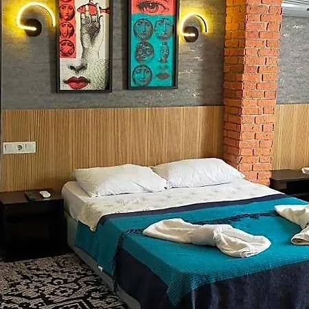 酒店 Akdeniz 2*